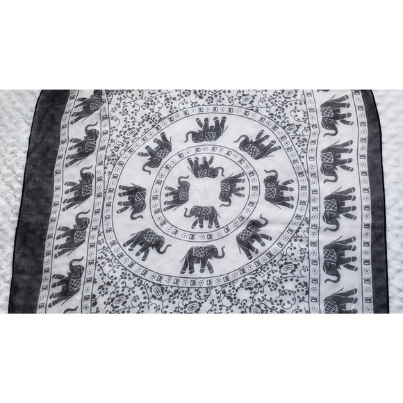 Light weight Elephant scarf - Picture 2 of 3